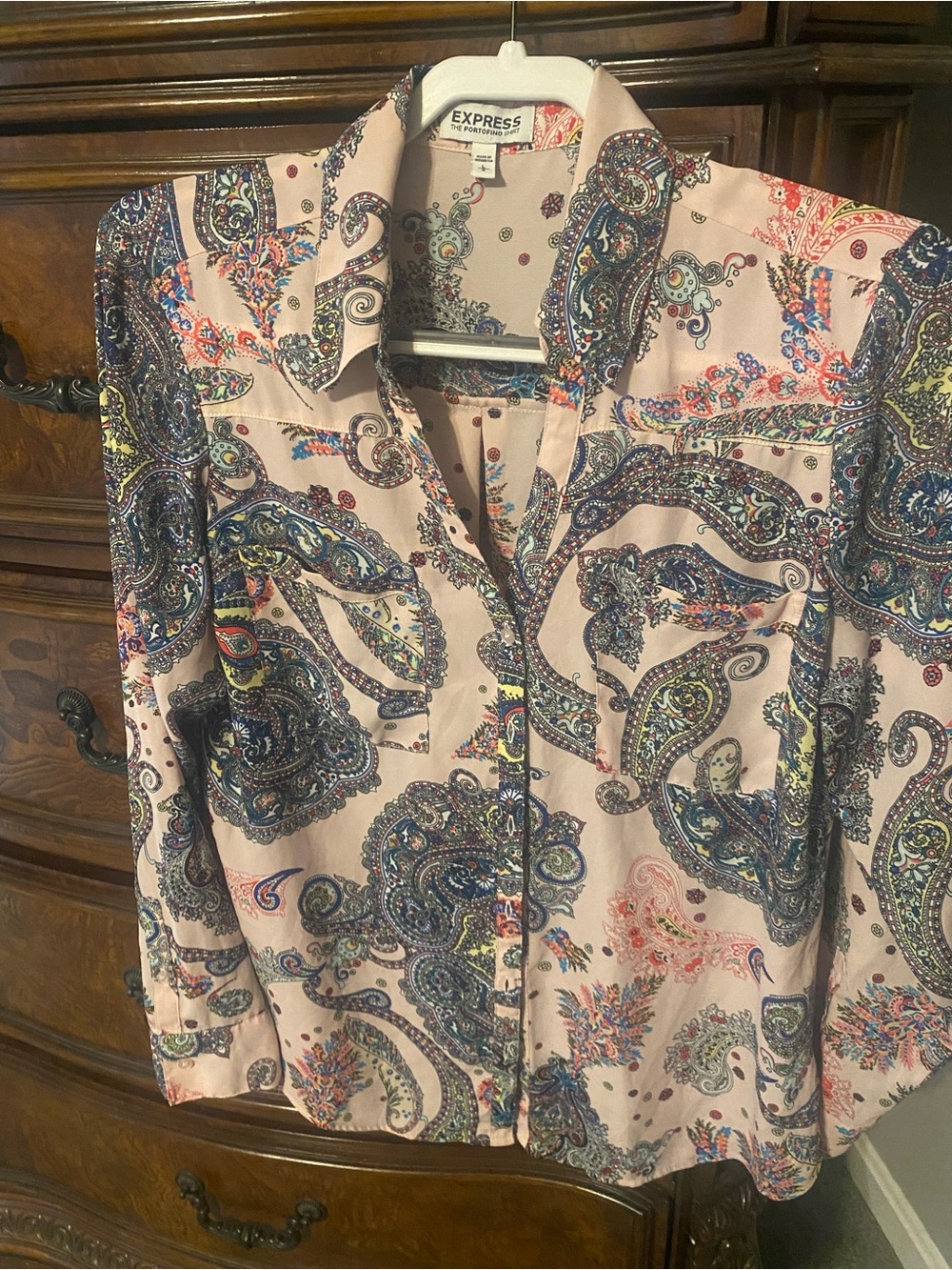 Express Women's Pink Paisley Button Down blouse